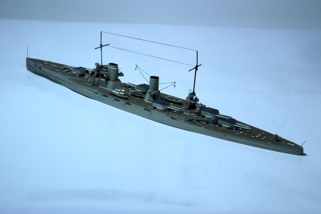 SMS Seydlitz WW1 German Battlecruiser 1/700 Scale Model by Combrig