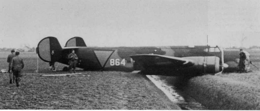 Fokker T.V 864 Crashed