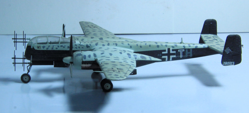 Heinkel He 219 Uhu 1/72 Scale Model by Matchbox