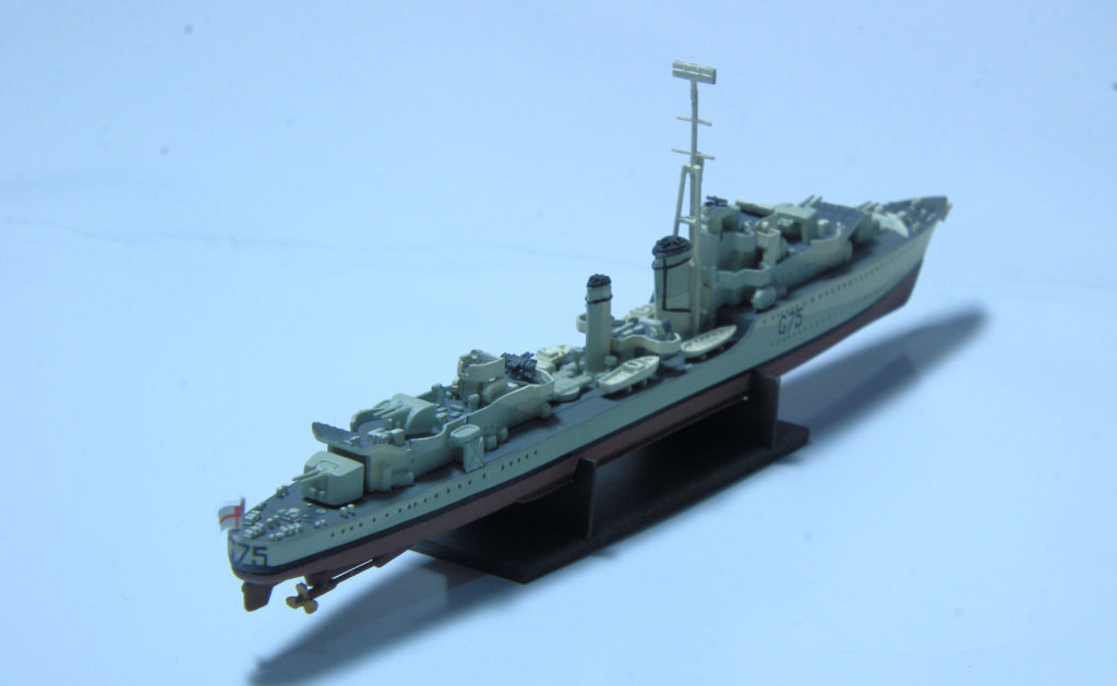 HMS Eskimo (F75) 1/700 Scale Model By Trumpeter