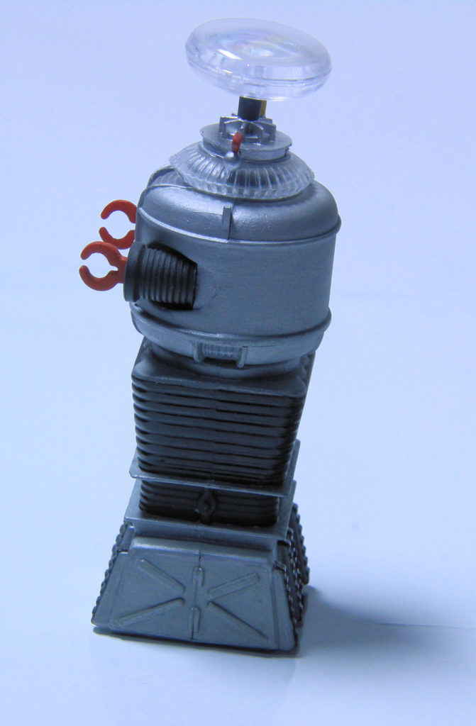 The Robot from Lost In Space 1/24 Scale Model by Moebius Models