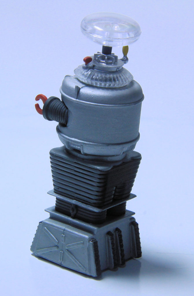 The Robot from Lost In Space 1/24 Scale Model by Moebius Models