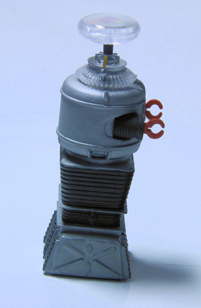 The Robot from Lost In Space 1/24 Scale Model by Moebius Models