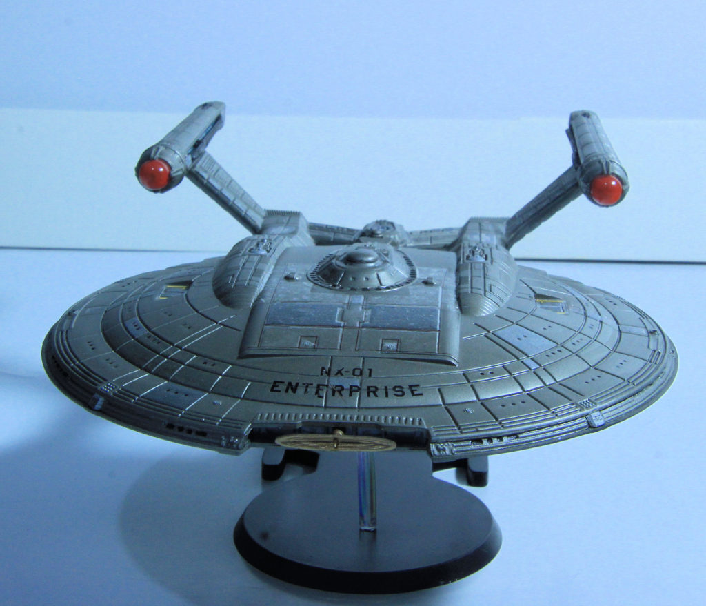 Star Trek Enterprise NX-01 by Polar Lights 1/1,000 Scale Model