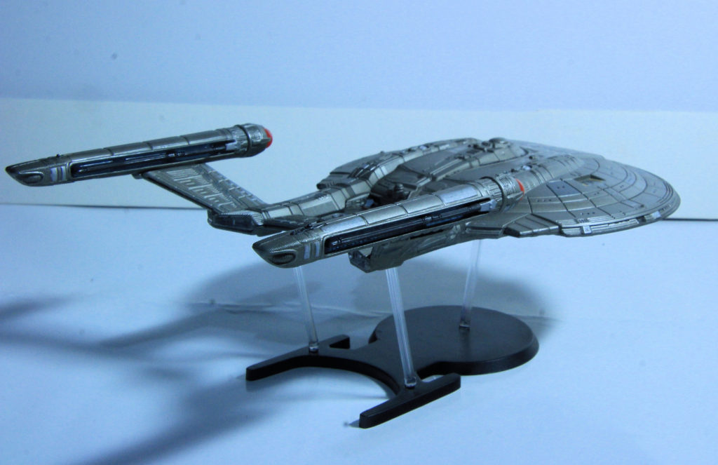 Star Trek Enterprise NX-01 by Polar Lights 1/1,000 Scale Model