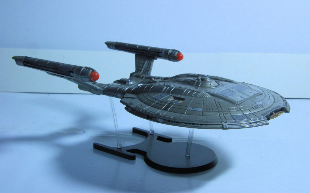 Star Trek Enterprise NX-01 by Polar Lights 1/1,000 Scale Model