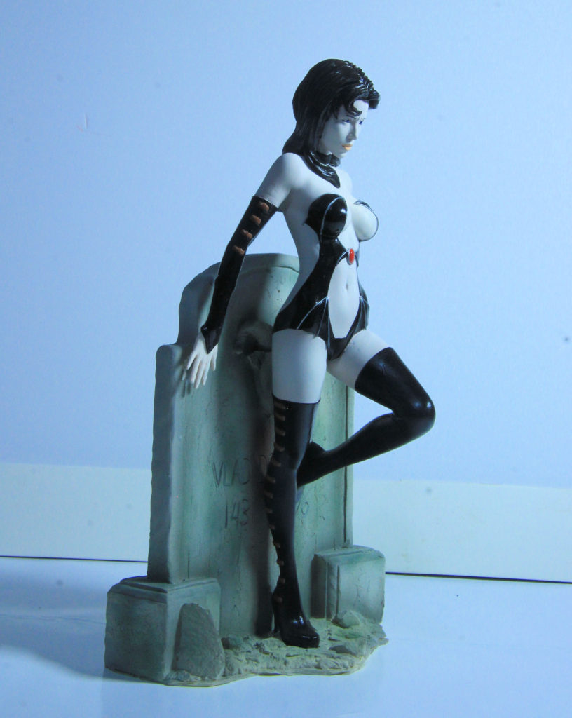 Selene The Vampire 1/8 Model Figure