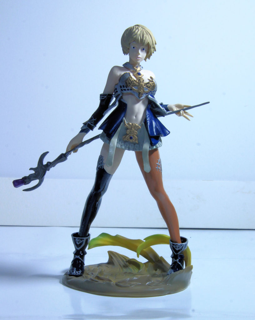 Human Mage Lineage II Model Figure 1/8 Scale by E2046