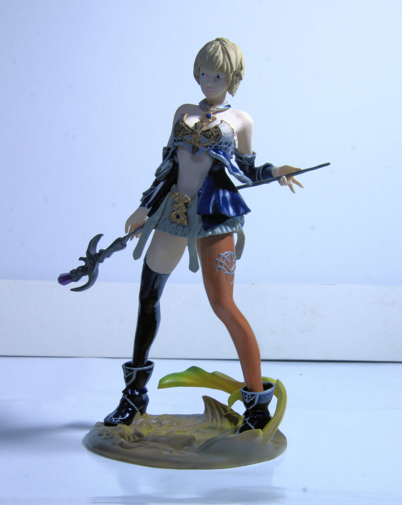 Human Mage Lineage II Model Figure 1/8 Scale by E2046