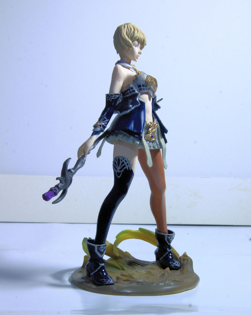 Human Mage Lineage II Model Figure 1/8 Scale by E2046