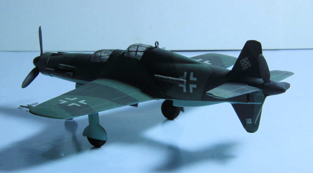 Dornier Do 335 A-6 1/72 Scale Model by Revell