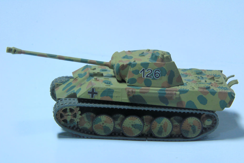 Pz Kw-V Ausf-G Panther of the II. Pz.Division Normandy June 1944 1/76 Scale Model by Matchbox