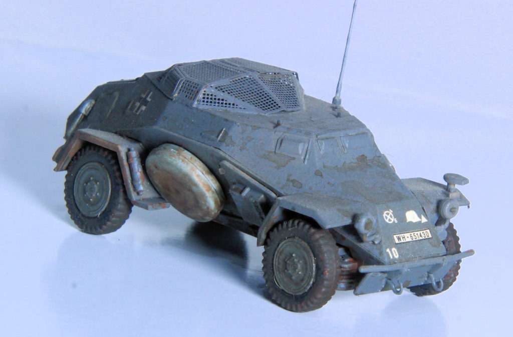 Sd.Kfz. 260 German Radio Communication Vehicle 1/72 Scale Model by ICM