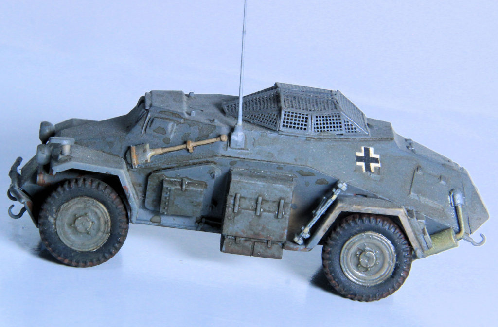 Sd.Kfz. 260 German Radio Communication Vehicle 1/72 Scale Model by ICM