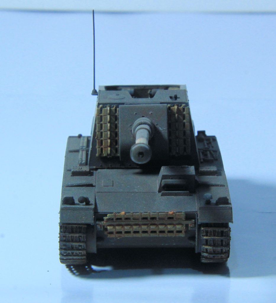 12.8cm Sf. L/61 (Pz.Sf.V) Sturer Emil 1:72 Scale Model by Trumpeter