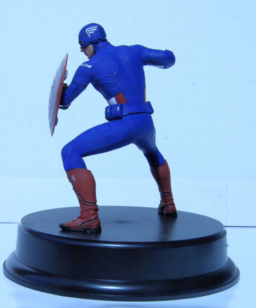 Marvel Avengers Captain America 1/9 Scale Figure by Dragon