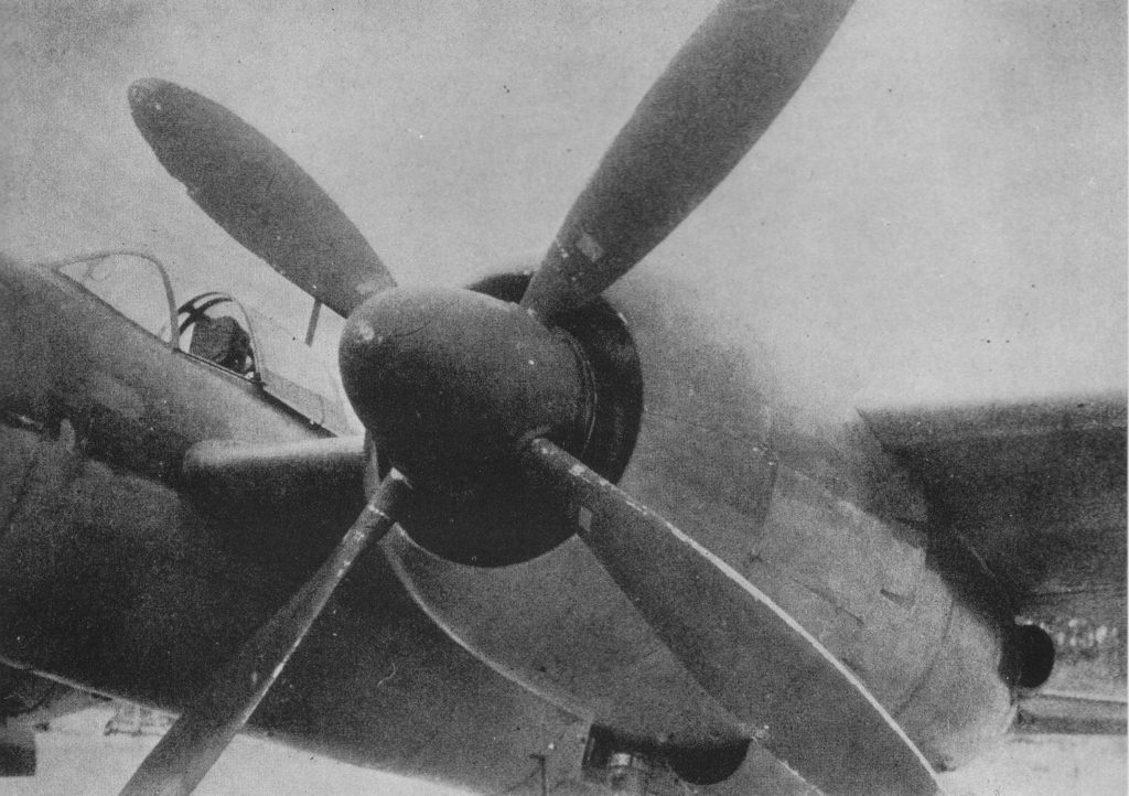 Mitsubishi Ki-83 Port Engine