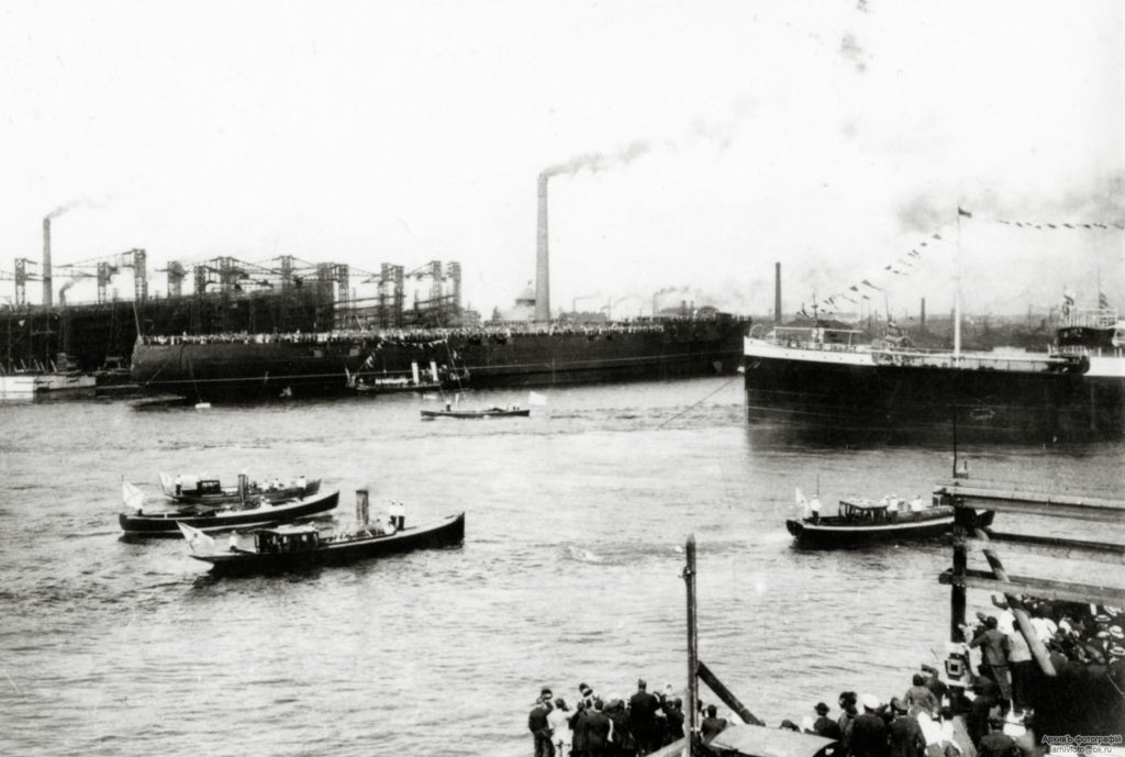 Navarin Being Launched