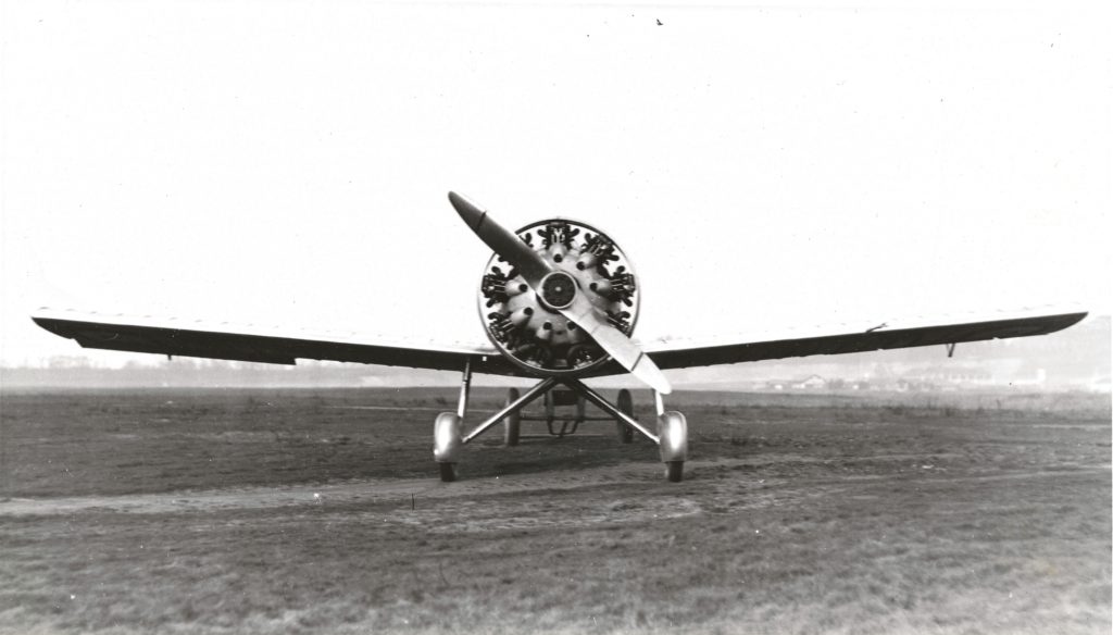 Vickers Type 171 Jockey with spats, a Bristol Jupiter VIIF engine with a Townend Ring added