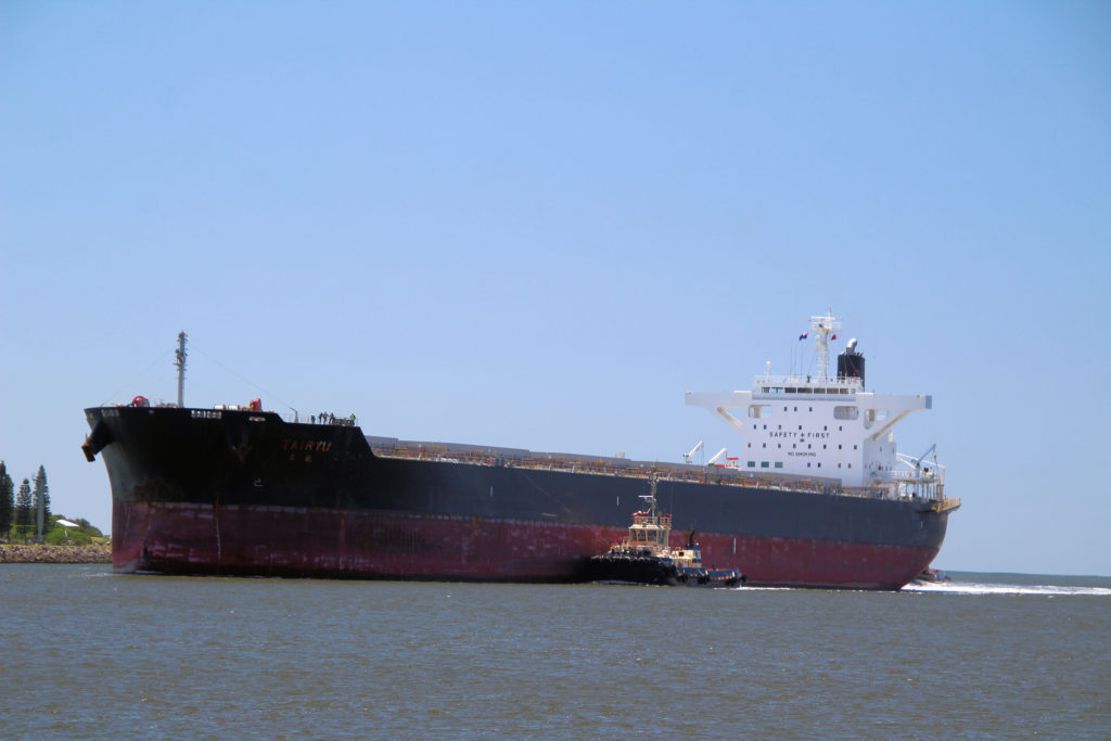 Tairyu Entering Newcastle Harbour