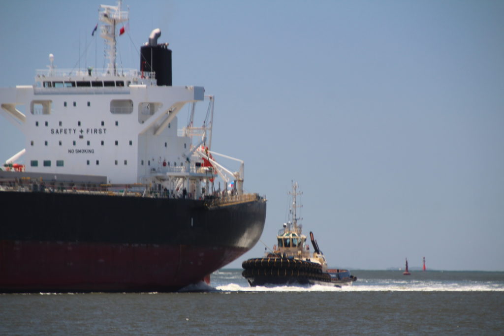 Tairyu Entering Newcastle Harbour with Harbour a Harbour Tug