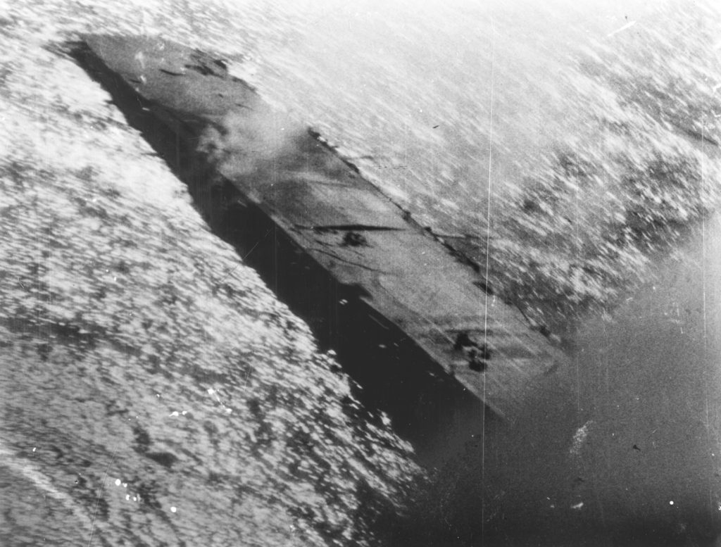 Zuihō sinking on 24 October 1944