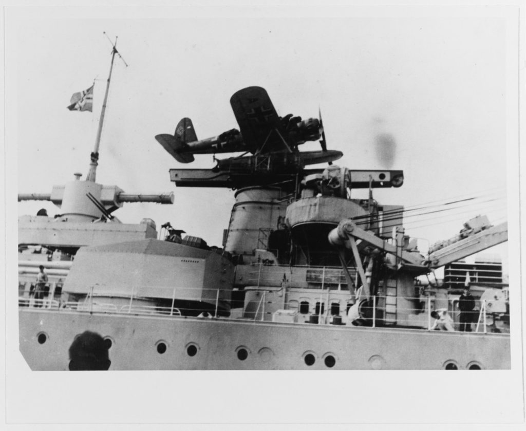 View of the catapult amidships section, in about 1940.