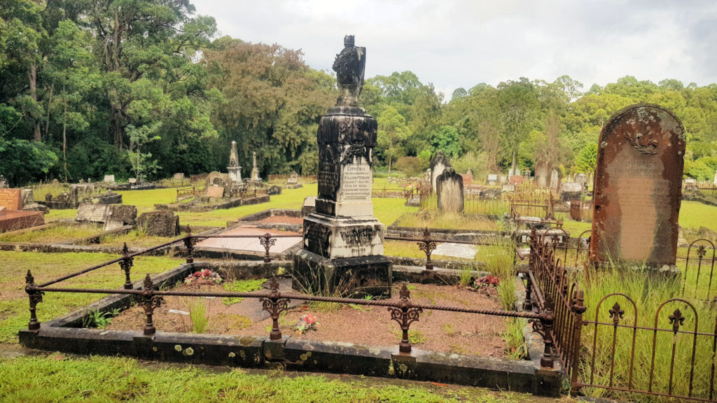 Graves in Minmi Cemetery