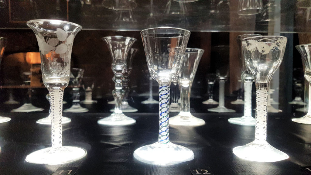 Georgian Crystal Display