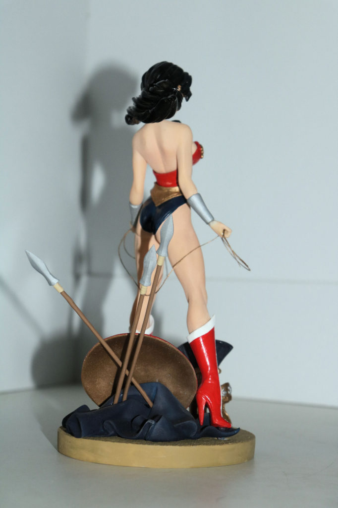 Wonder Woman Scale Model Figure