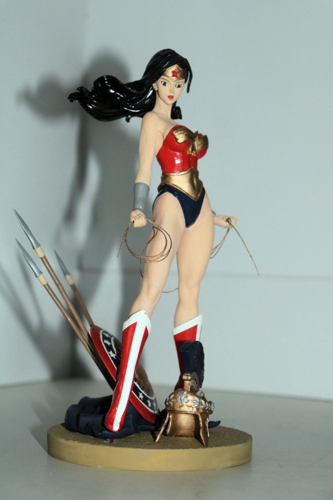 Wonder Woman Scale Model Figure