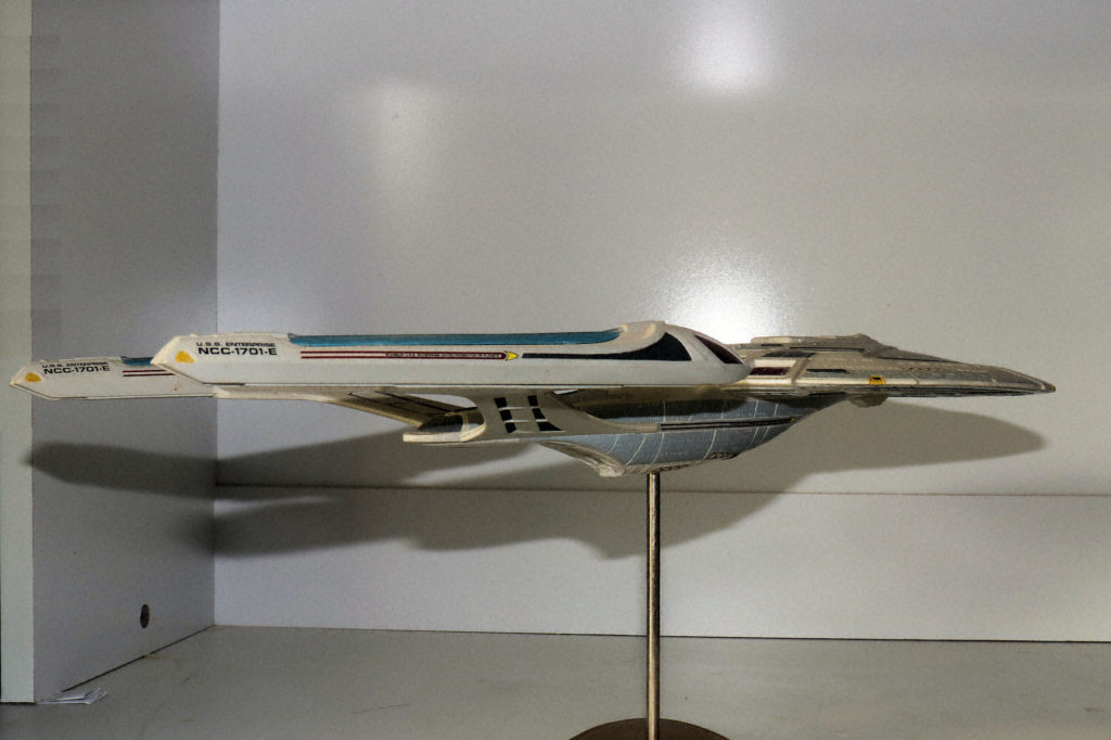 'USS Enterprise NCC 1701 E Scale Model by AMT/ERTL 1/1400 Scale