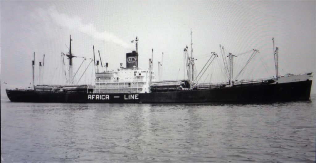 Lobito (ex-Riouw, ex-HMS Stalker, ex-US Hamlin) shortly before being sent to the breakers.