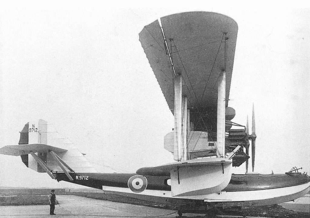 English Electric Kingston Mk I, N9712, at the hangar site in Litama, early 1925