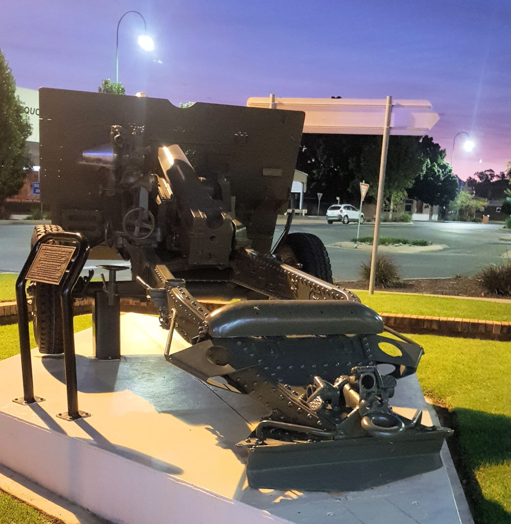 QF 25 Pounder Field Gun Nyngan RSL