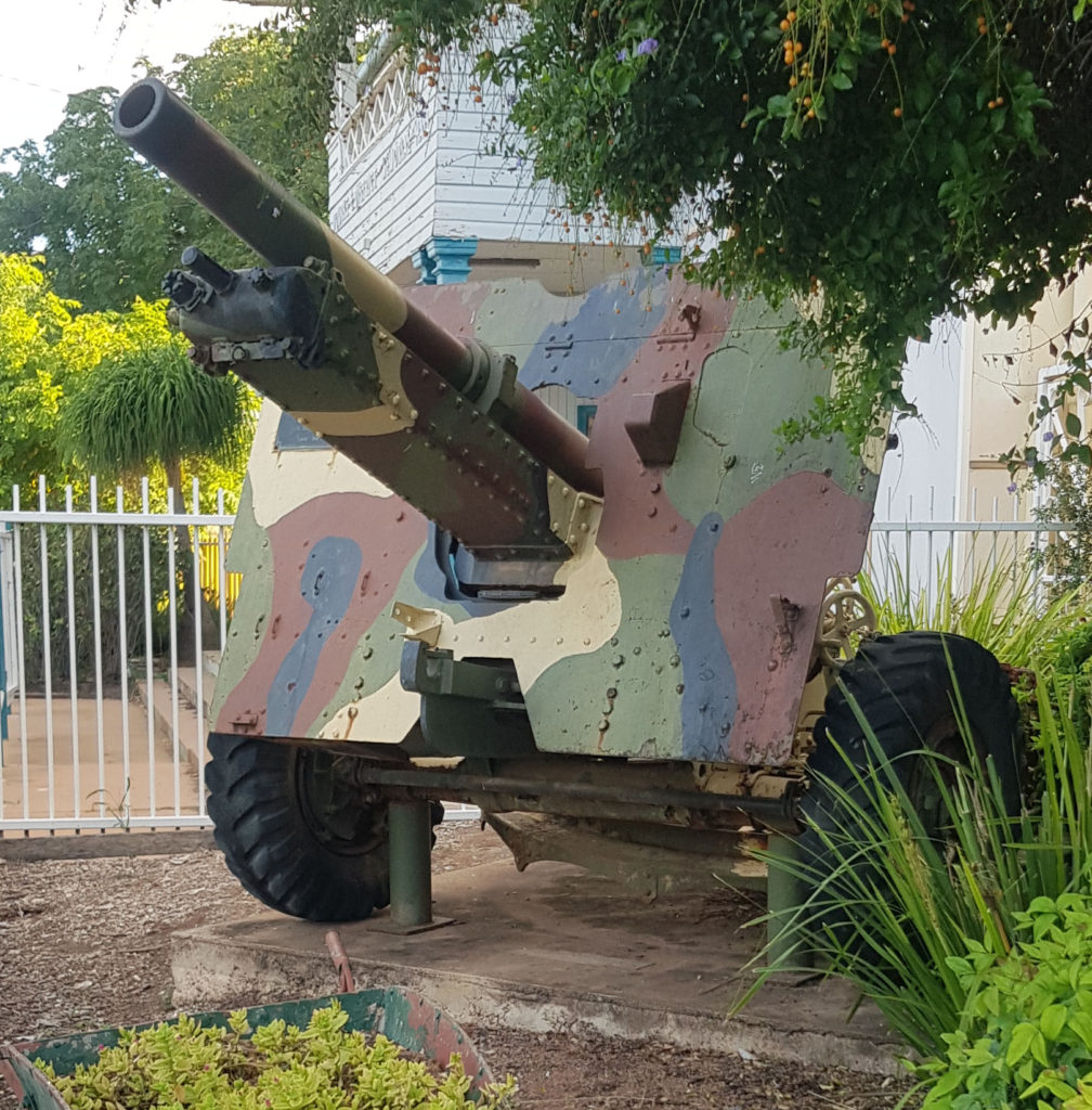 QF 25 Pounder at Diggers Club Bourke