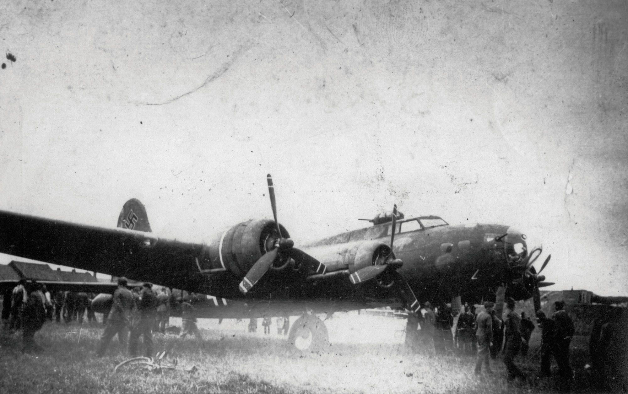 Boeing B-17 Flying Fortress Captured By Germany - Destination's Journey