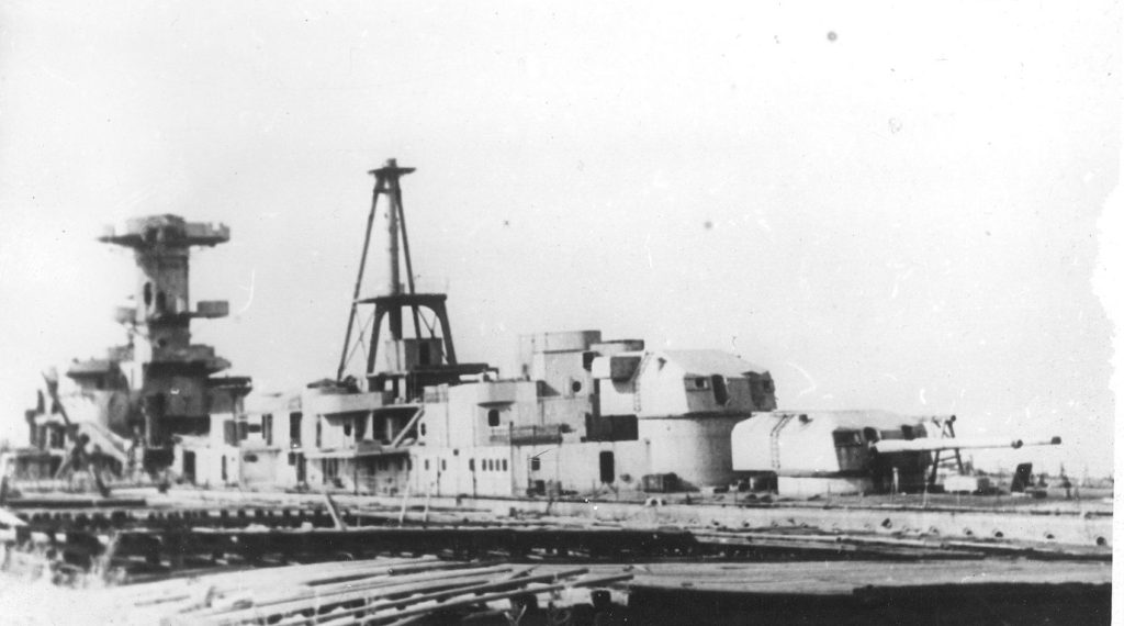 Soviet heavy cruiser Petropavlovsk, former German heavy cruiser "Lutzow", after being severely damaged during the defence of Leningrad