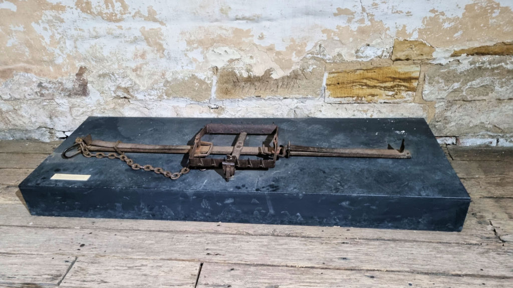 Man Trap Used to Catch Escaped Prisoners