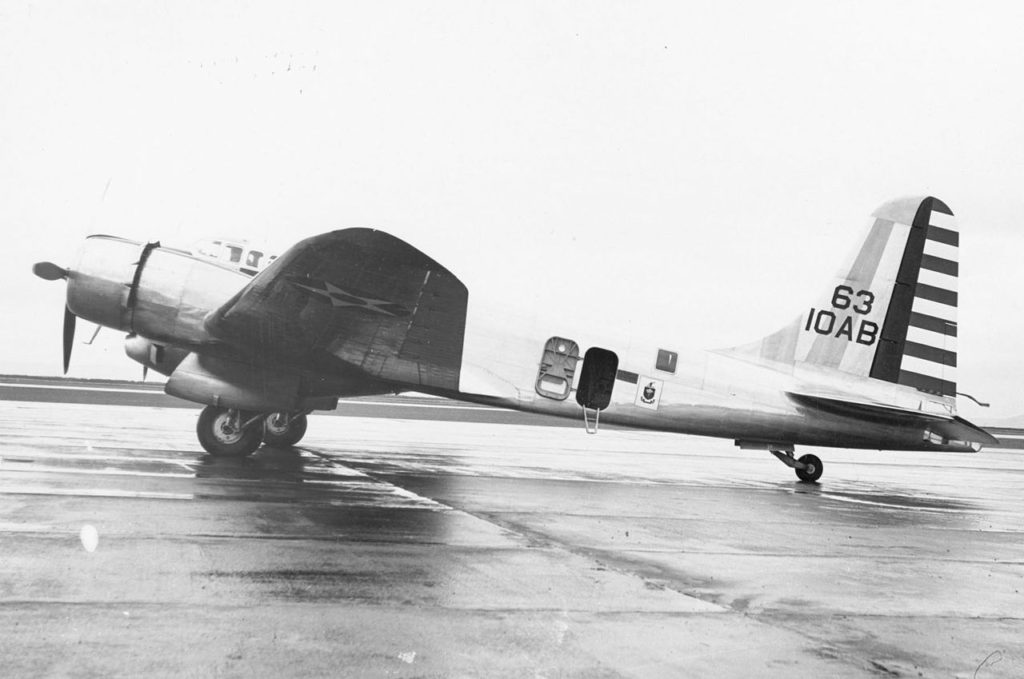 Douglas B-23