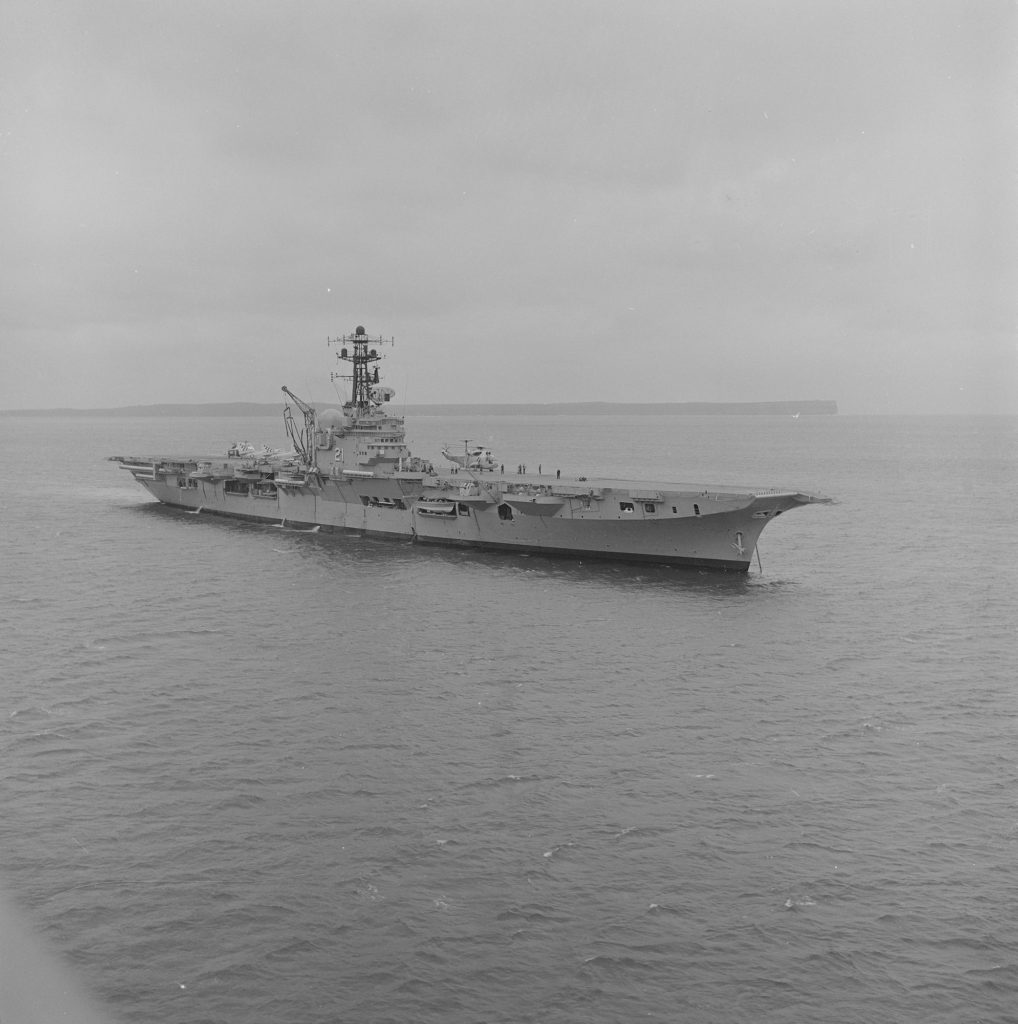 HMAS Melbourne (II)