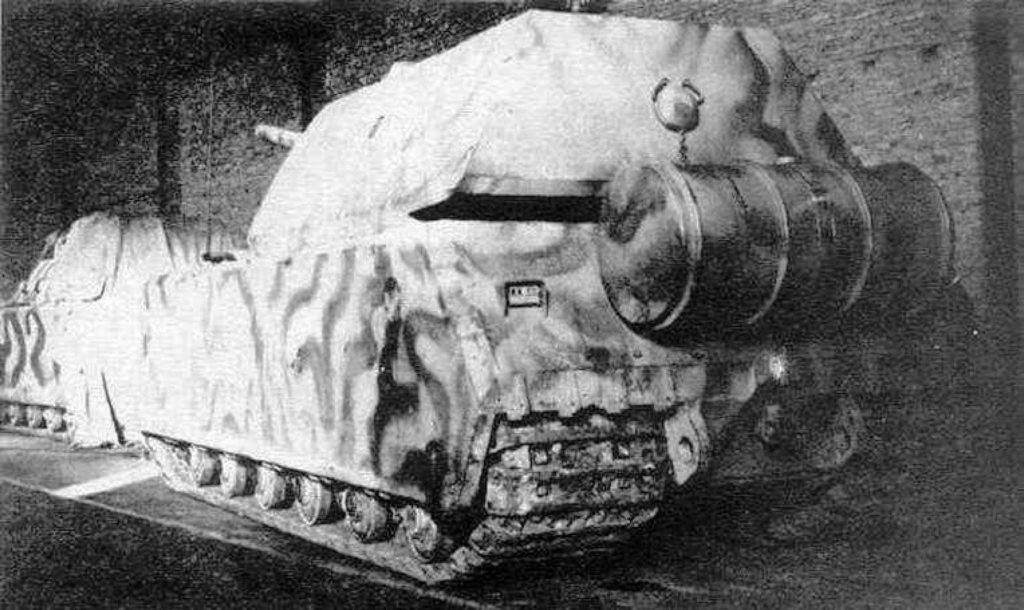 Panzer VIII Maus V2 With the V1 In Front