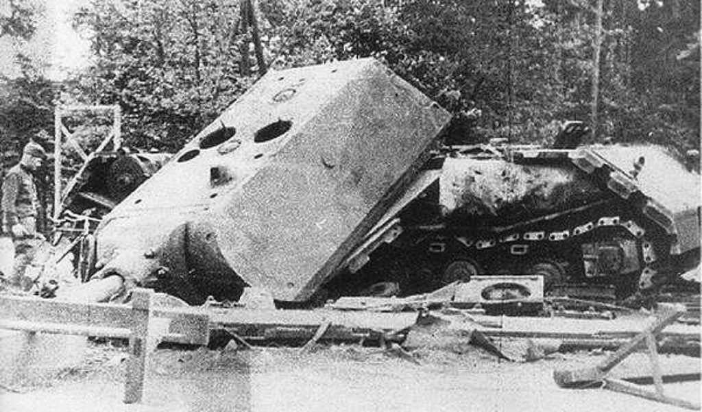 The Wreck of Maus Nr.2