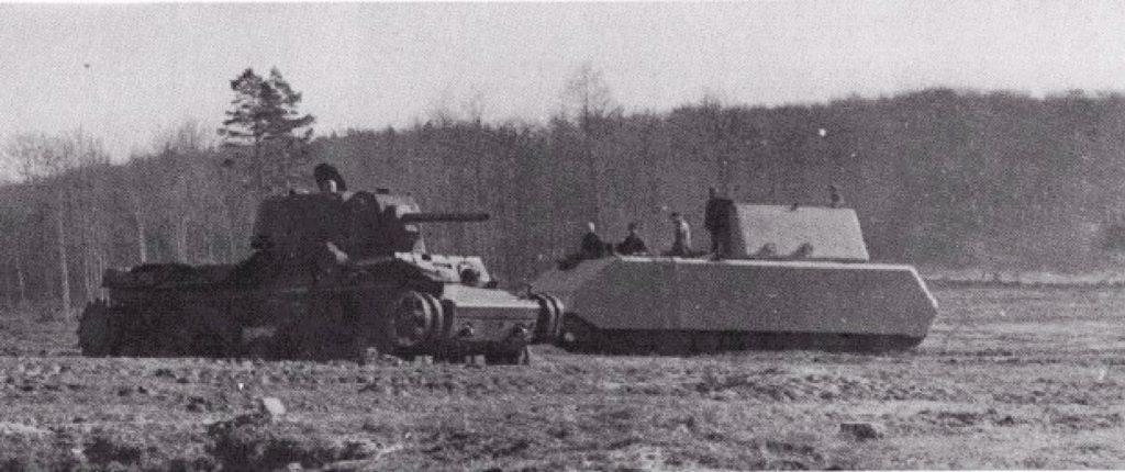 Panzer VIII Maus V1 With Mock-Up Turret