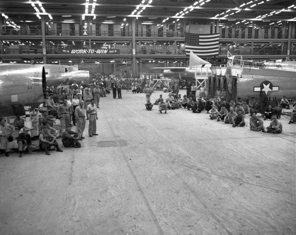 Consolidated B-32 Dominators on the assembly line