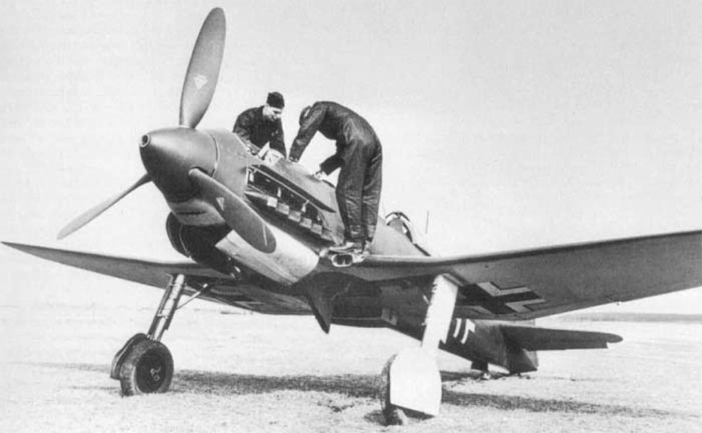 Heinkel He 100