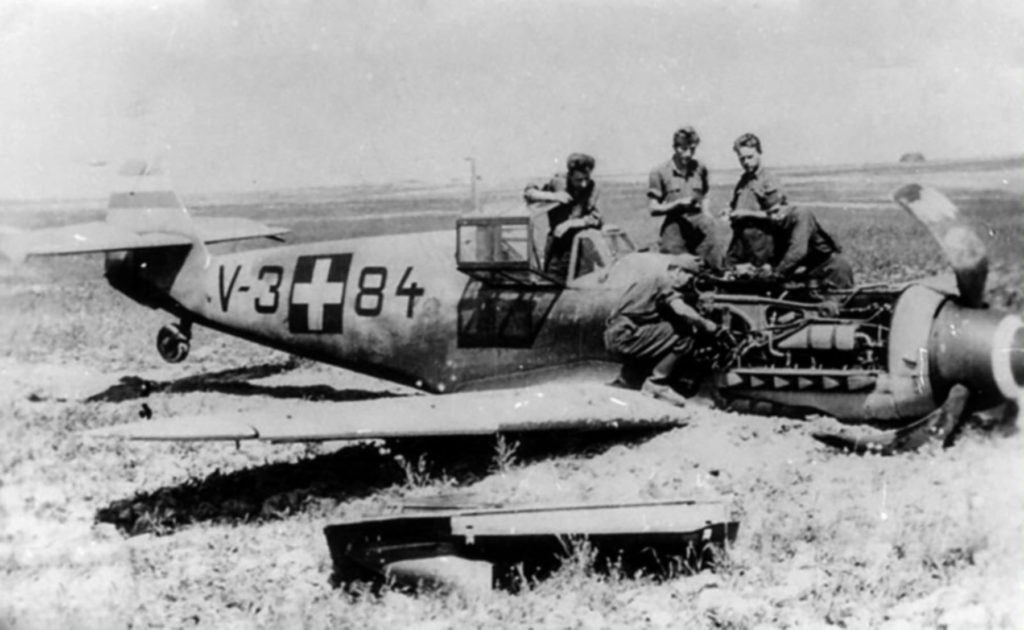 Messerschmitt Bf 109G-2 RHAF 101 V3+84 belly landed Hungary 1943