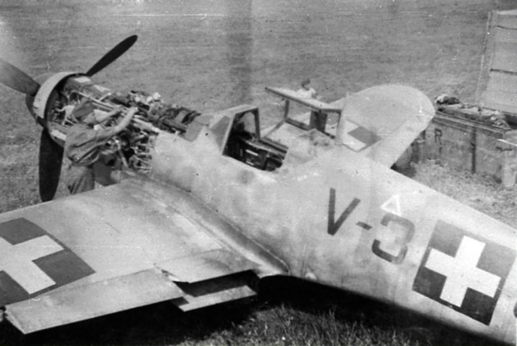 Messerschmitt Bf 109G2 RHAF 101 V3+84 undergoing maintenance Hungary 1943