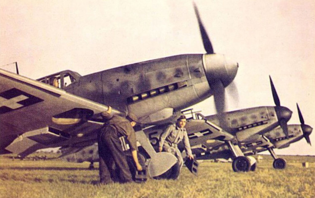 Messerschmitt Bf 109G-6 RHAF 101.2 Black 5 Eastern front 1944