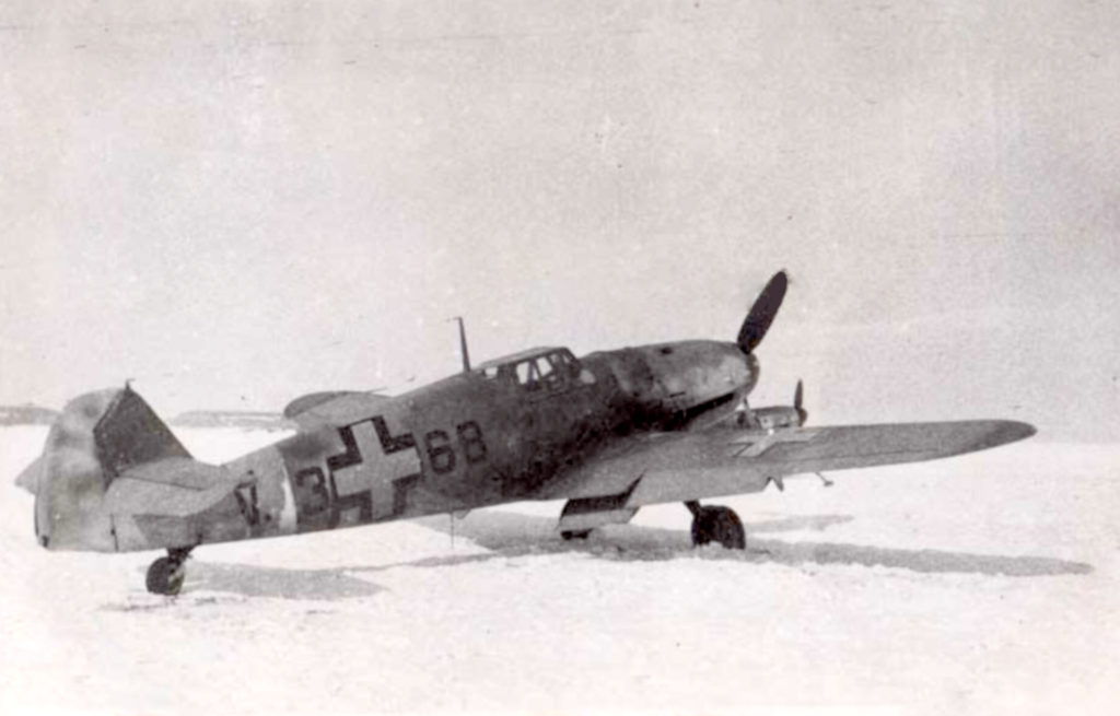 Messerschmitt Bf 109G-6/R-3 RHAF 5.1 V8+68 Uman Hungary early 1944